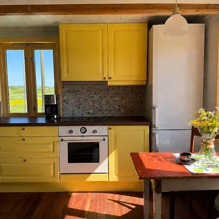 Lofoten Seaside Nature Retreat 펜션 *