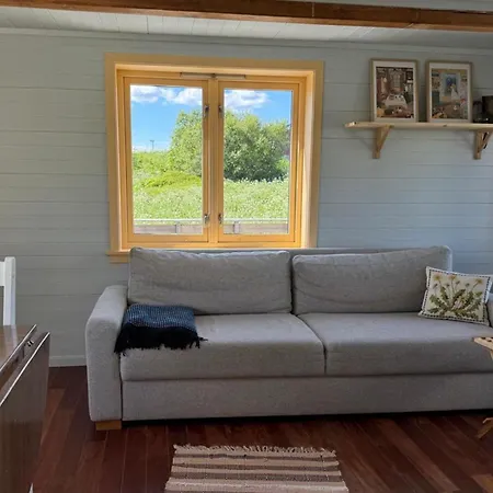 펜션 Lofoten Seaside Nature Retreat