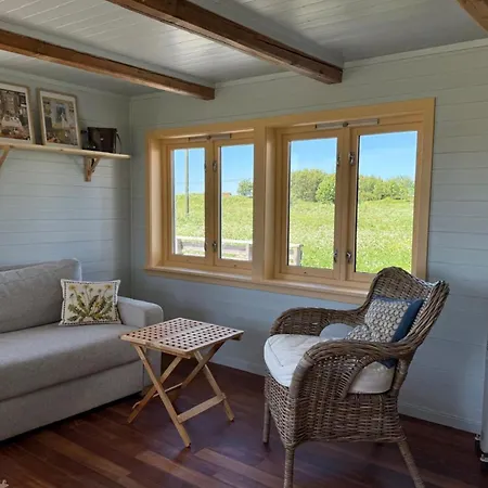 Lofoten Seaside Nature Retreat 펜션