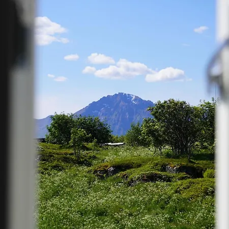 펜션 Lofoten Seaside Nature Retreat