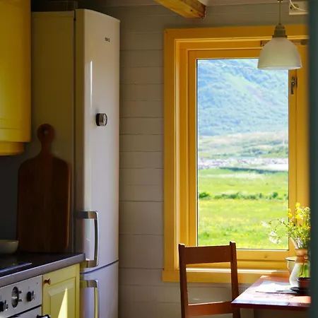 펜션 Lofoten Seaside Nature Retreat